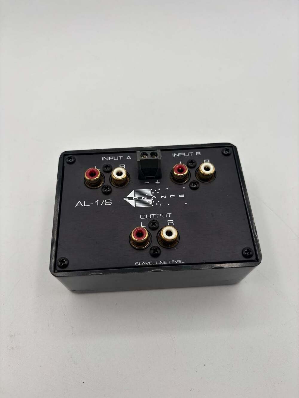 Sonance AL-1 Auto Switcher, Line Level, with Power Supply,